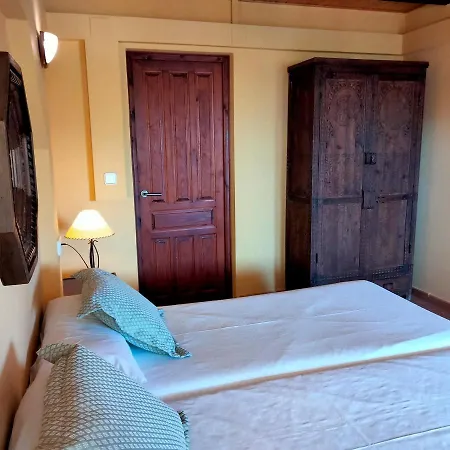 Hostal León Dormido