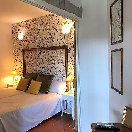Hostel Leon Dormido & *