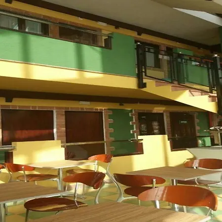 Leon Dormido Rooms & Apartments *