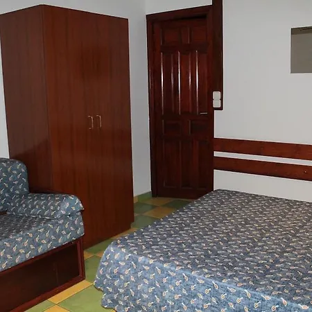 Hostel Leon Dormido & Polop