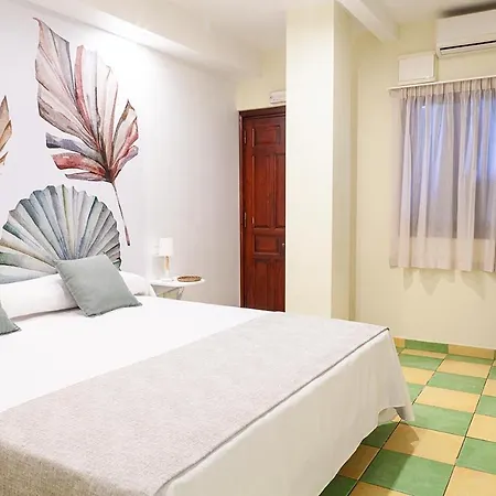 Hostel Leon Dormido Rooms & Apartments *